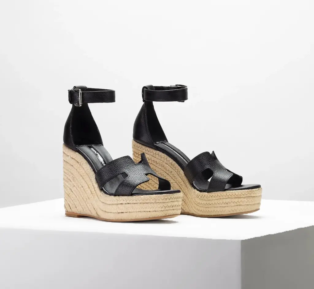 REGINA 1281 PIEL GRABADA NEGRA