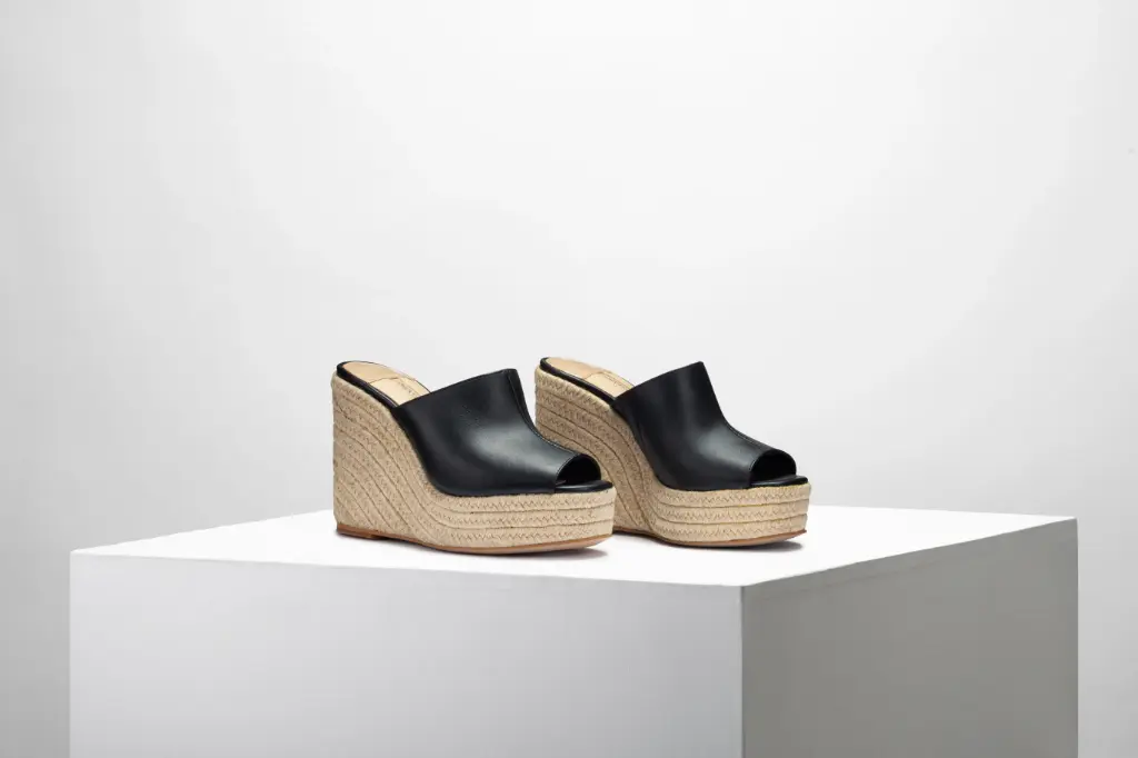 REGINA 1434 PIEL LISA NEGRA 