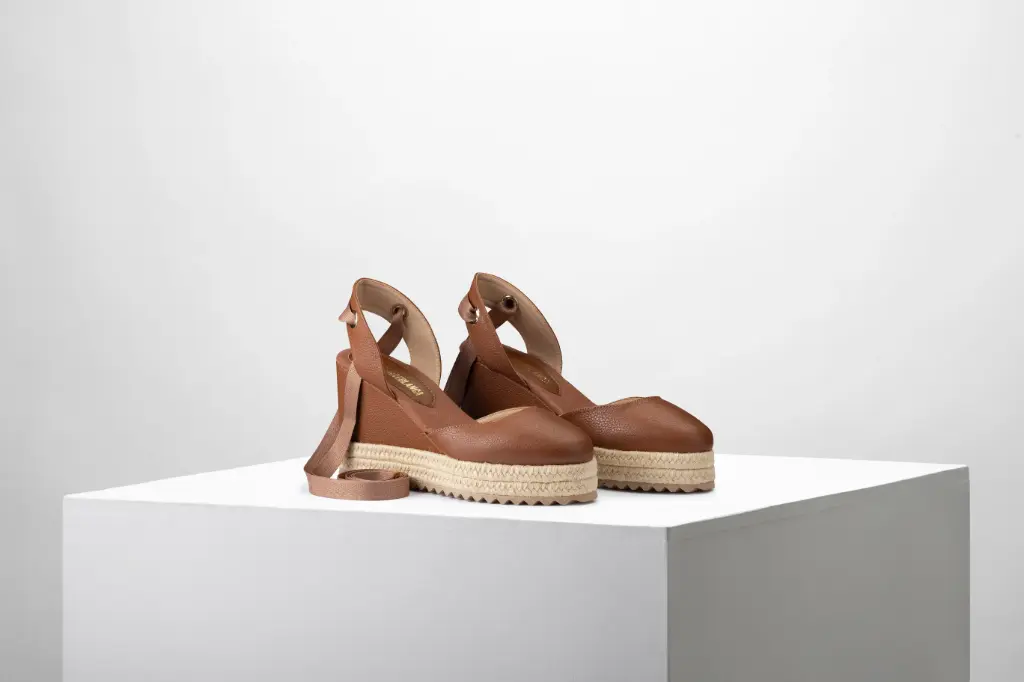 LOURDES 1443 PIEL CARAMELO