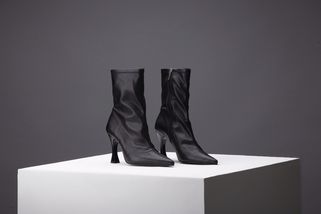 VICTORIA 1204 TIFFANY NEGRO (22.5)